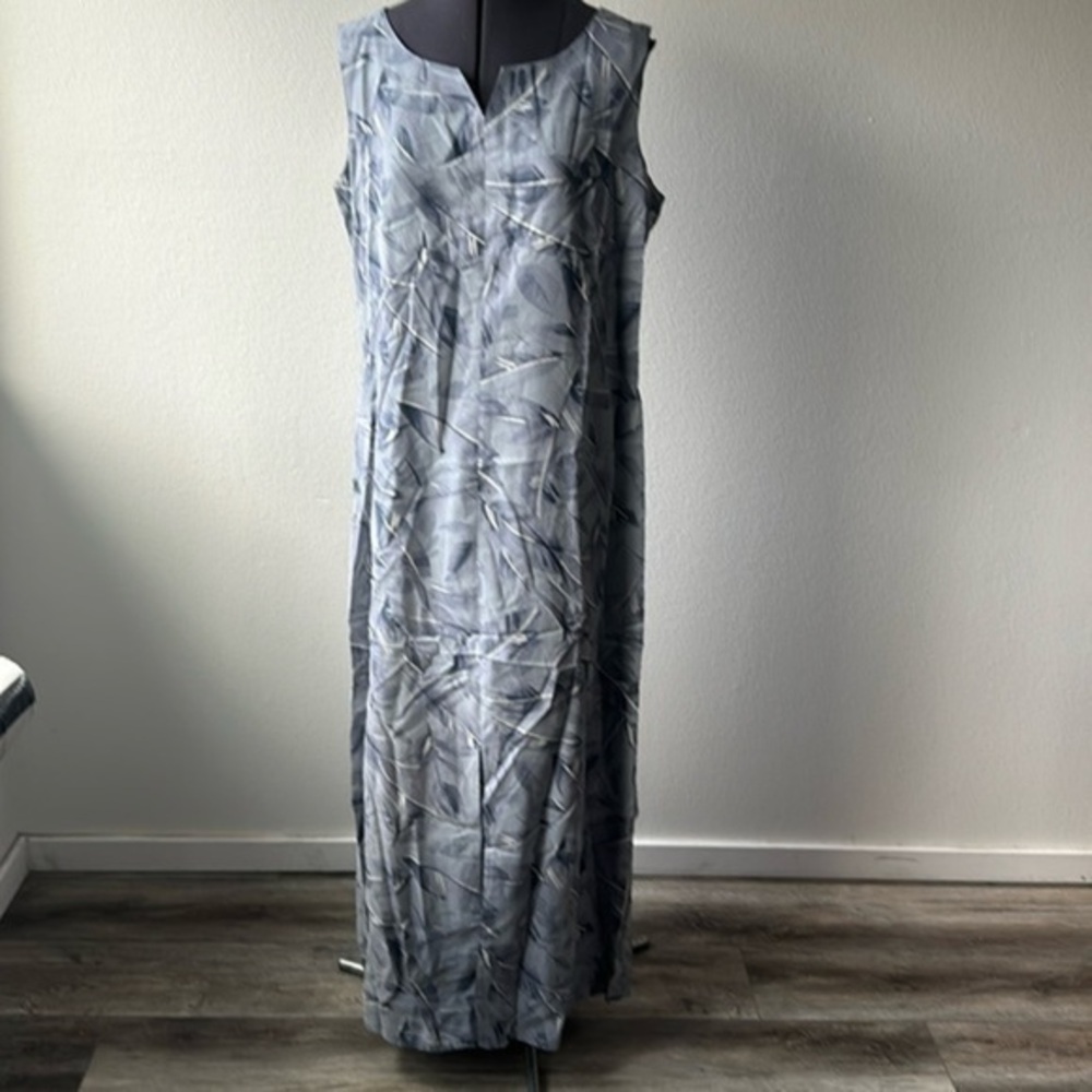 Liz Claiborne dress size 12 column dressing gray white patterned travel rayon